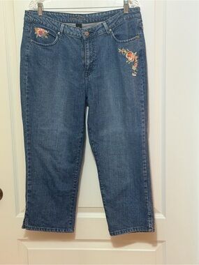 Women's Blue Embroidered Capri Jeans - Floral Detail, sz 14